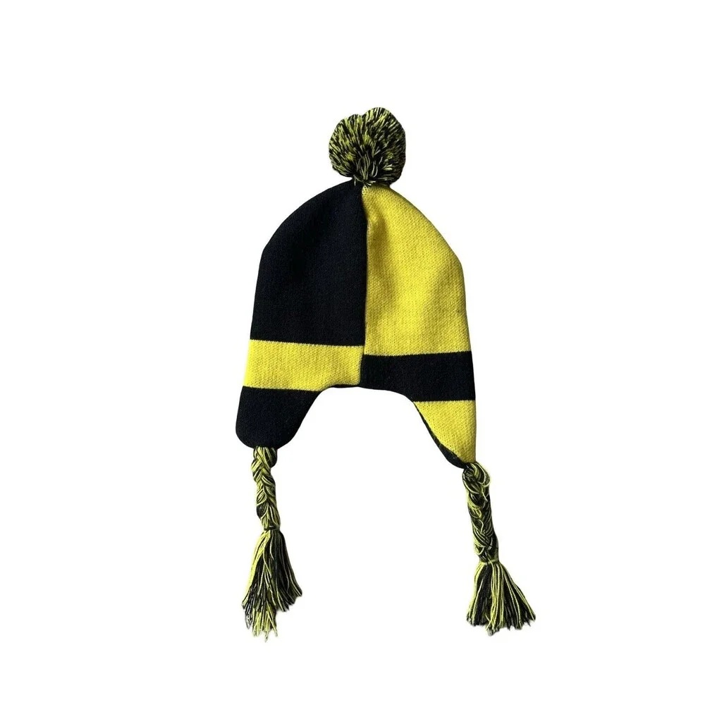 Boys Batman Winter Cap Hat Ear Flaps PomPom Grey Yellow Knit USED DC Comics